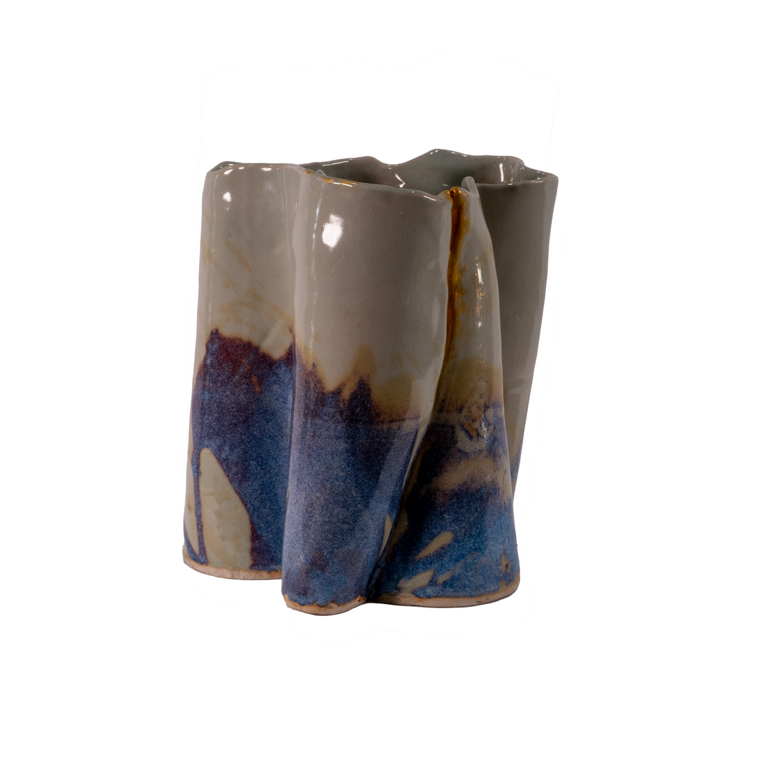FLOWING CERAMIC VESSEL