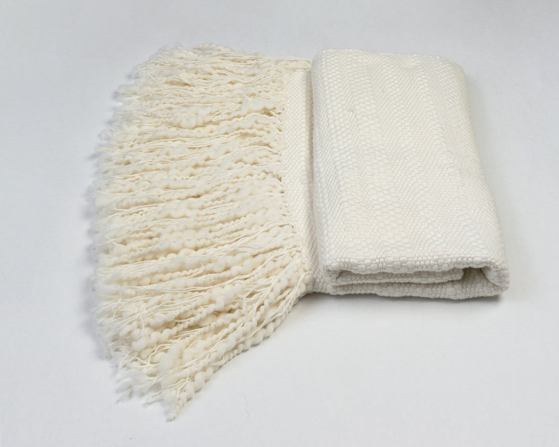 Cadenas Throw