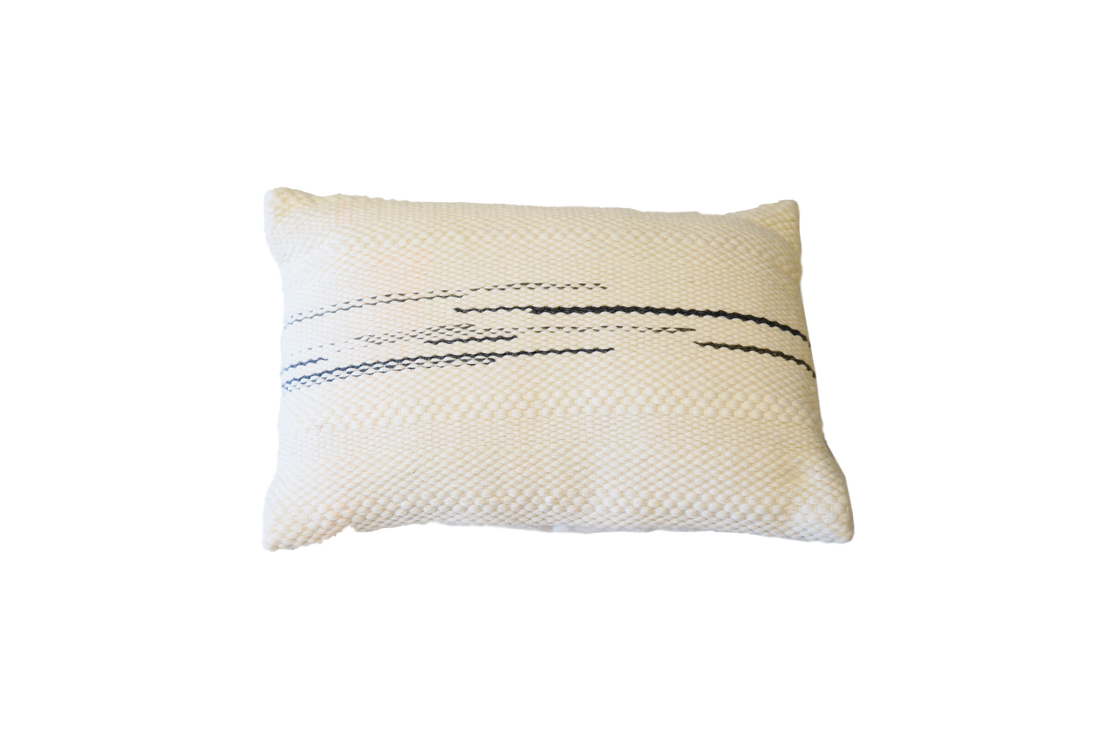 Caliza Pillow 16" x 24"